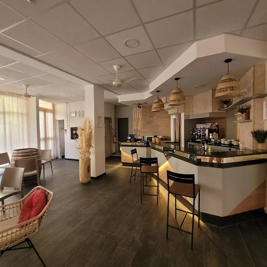 Hotel Soma Rimini 3*,  Italia