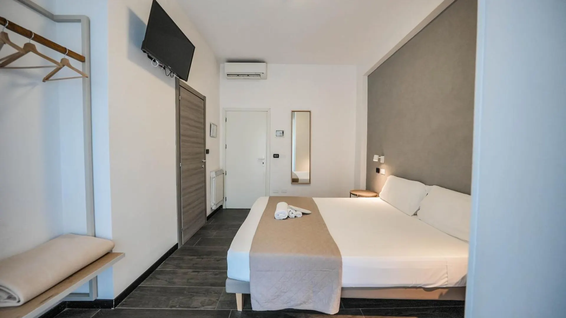 Hotel Soma Rimini 3*,  Italia